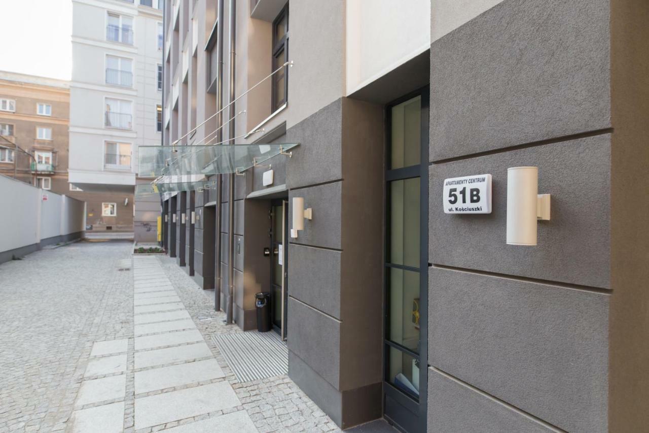 Goldeneye Apartment Center Wrocław Exterior foto